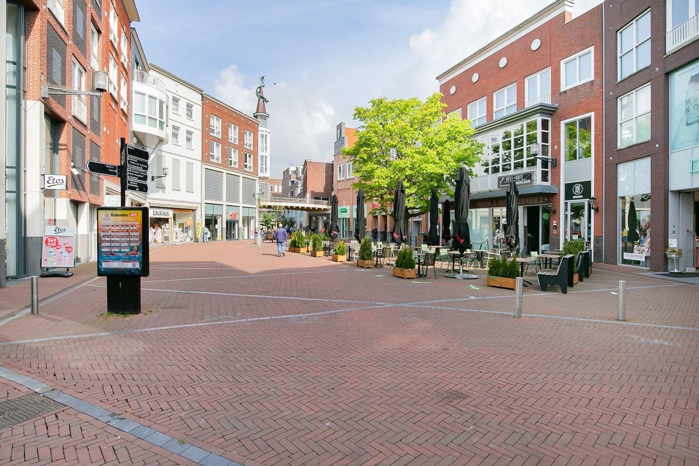 Rental property in H de Lintweg, Spijkenisse