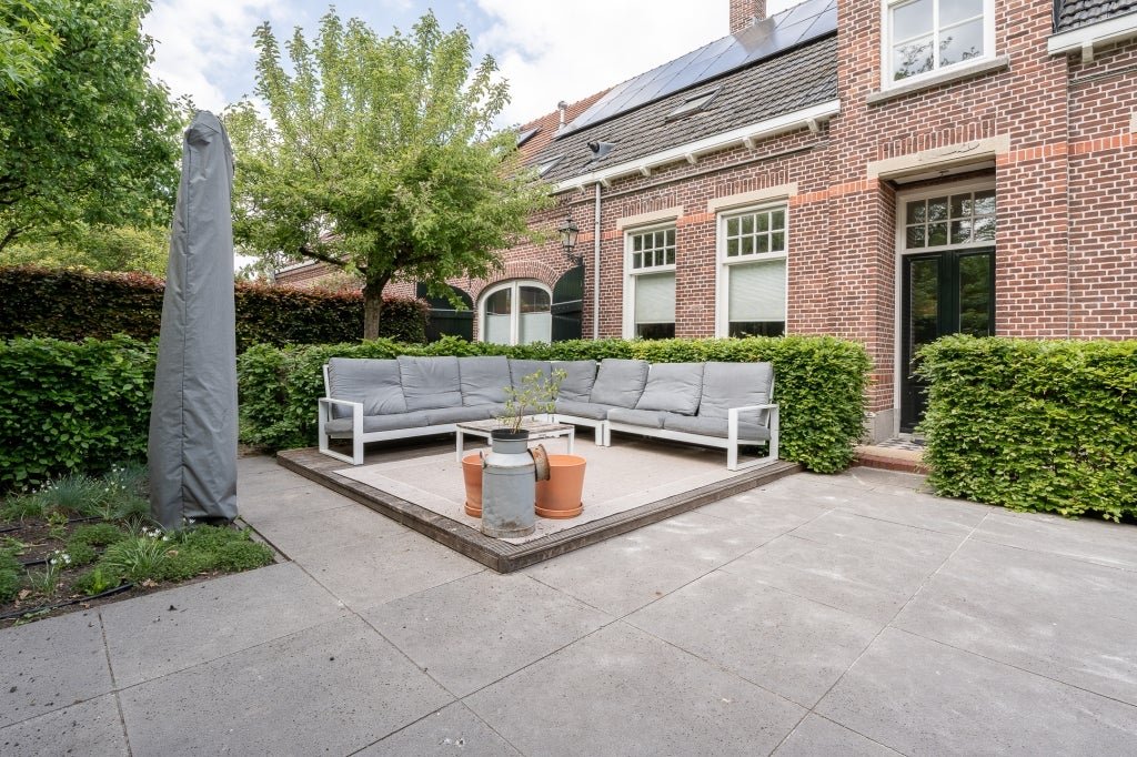 Rental property in Lage Stee, Teteringen