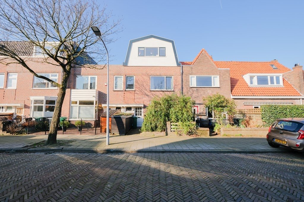 Rental property in Arnoldystraat 15, Haarlem