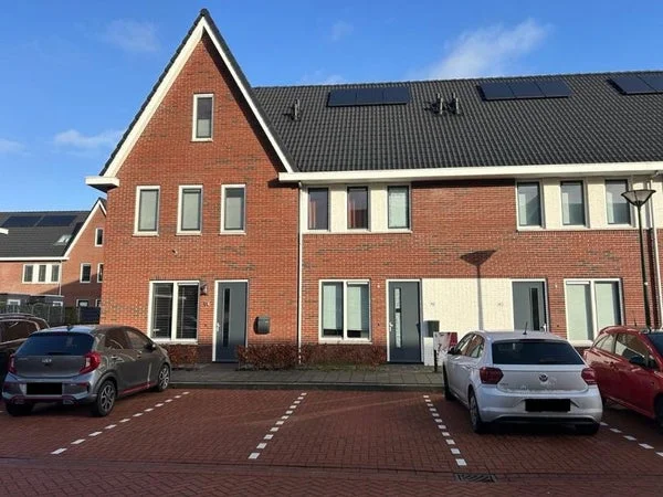 Rental property in Paulus Potterstraat 42, Raamsdonksveer