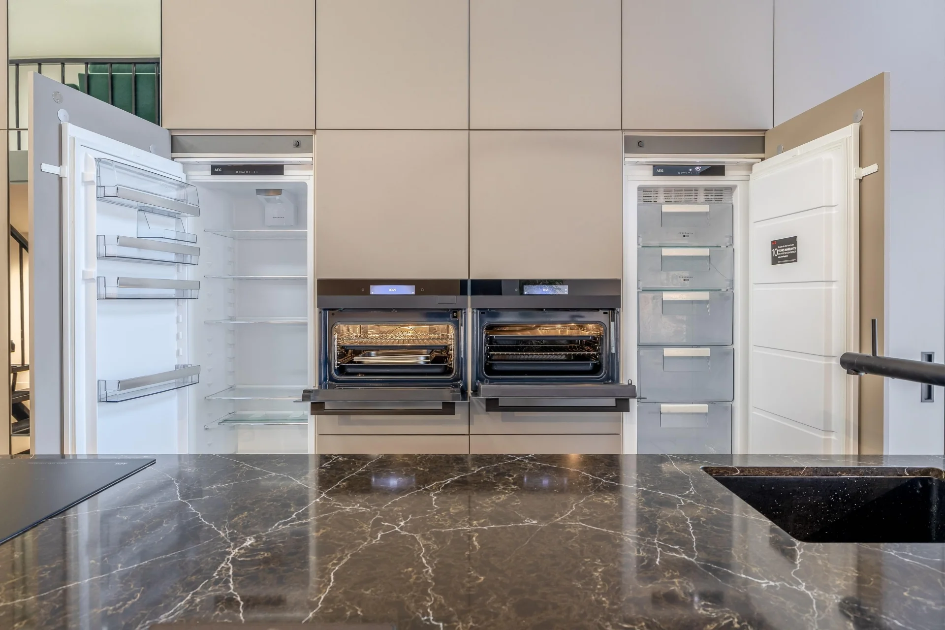 Rental property in Voorhaven 9, Schoonhoven