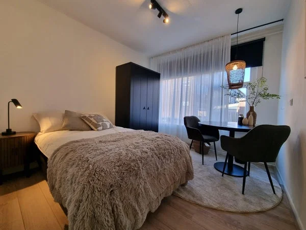 Rental property in Kruizemuntstraat, Rotterdam