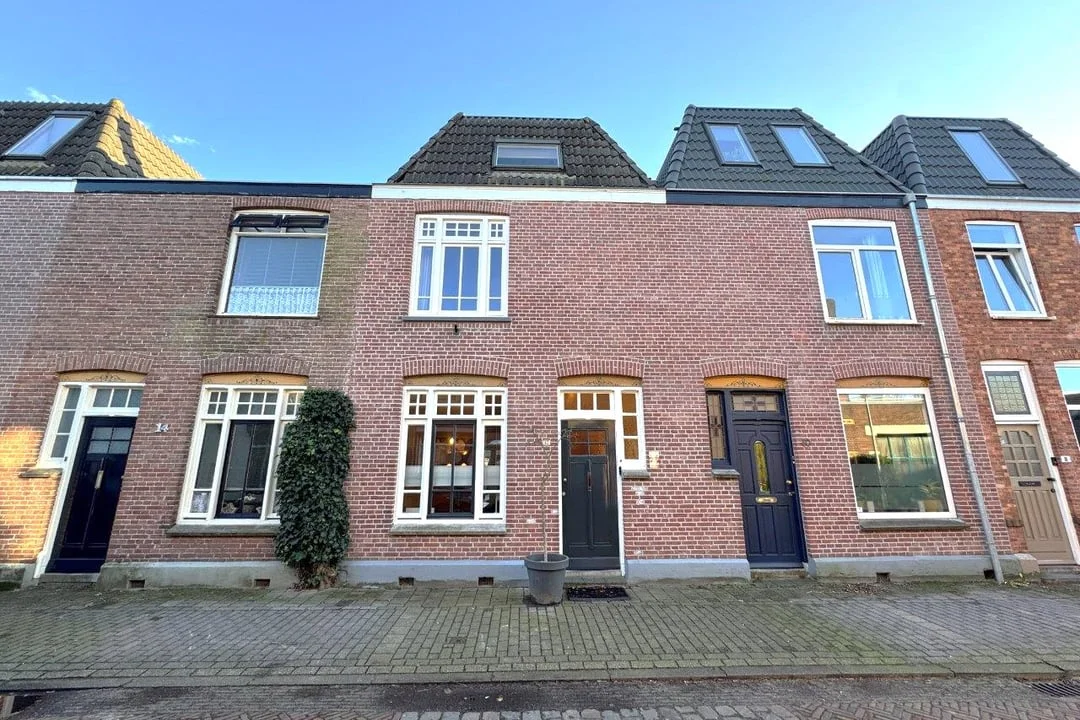 Rental property in Van Duijvenvoordestraat 12, Breda