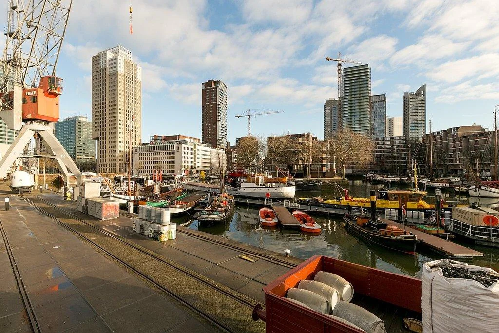 Rental property in Schiedamsedijk 12, Rotterdam