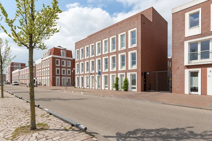 Rental property in Maashaven N.z. 495, Rotterdam