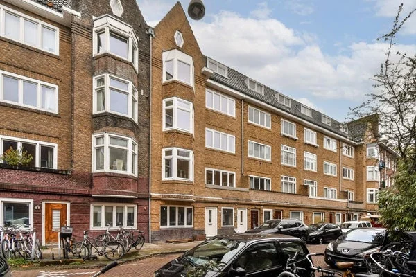 Rental property in Reinier Claeszenstraat, Amsterdam