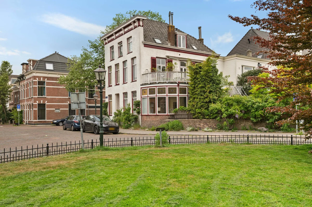 Rental property in Ripperdapark 9, Haarlem