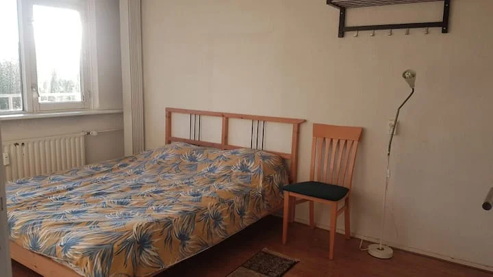 Rental property in Nieuwendamlaan 67, The Hague
