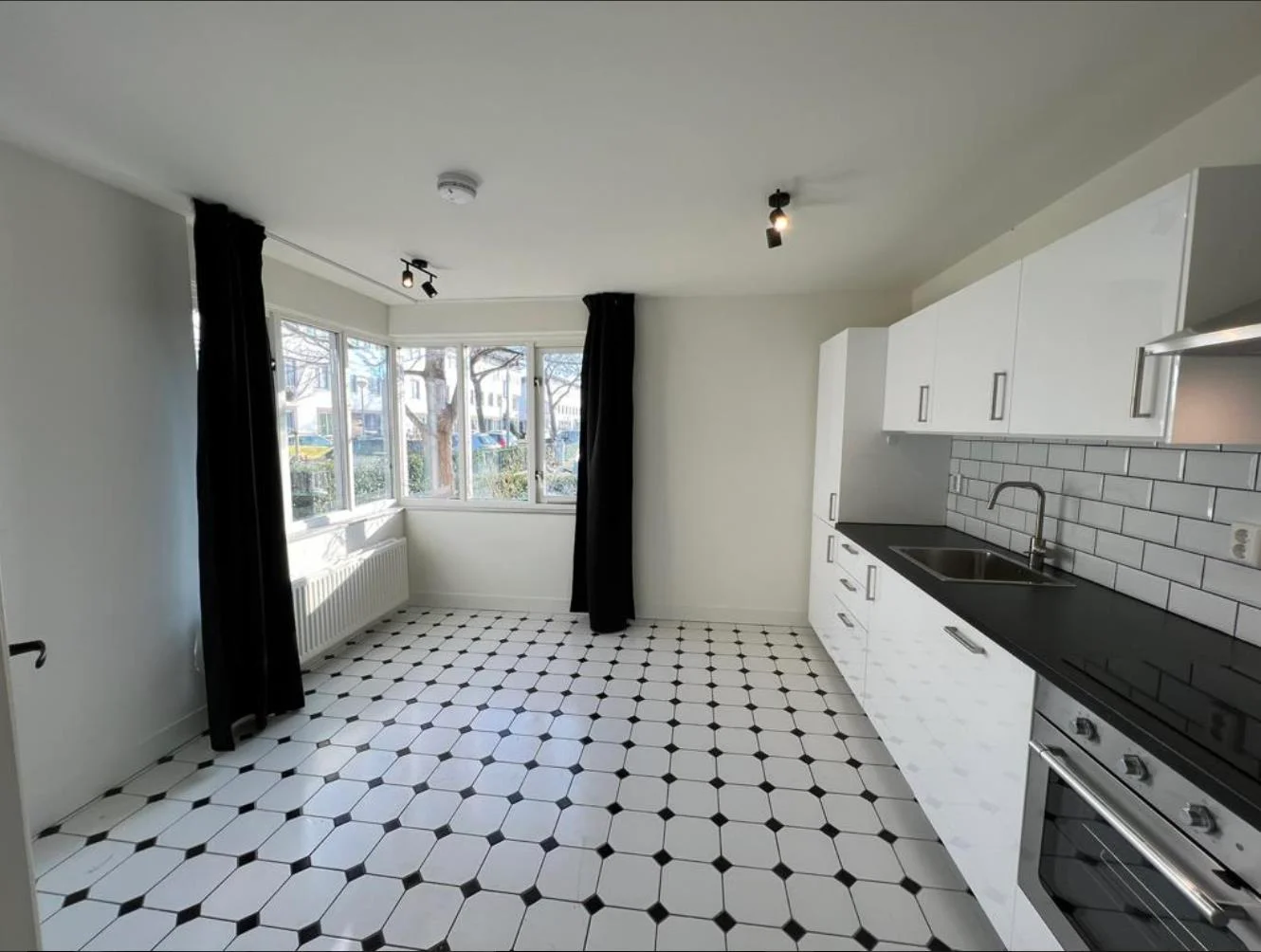 Rental property in Jan Olphert Vaillantlaan 6, Amsterdam