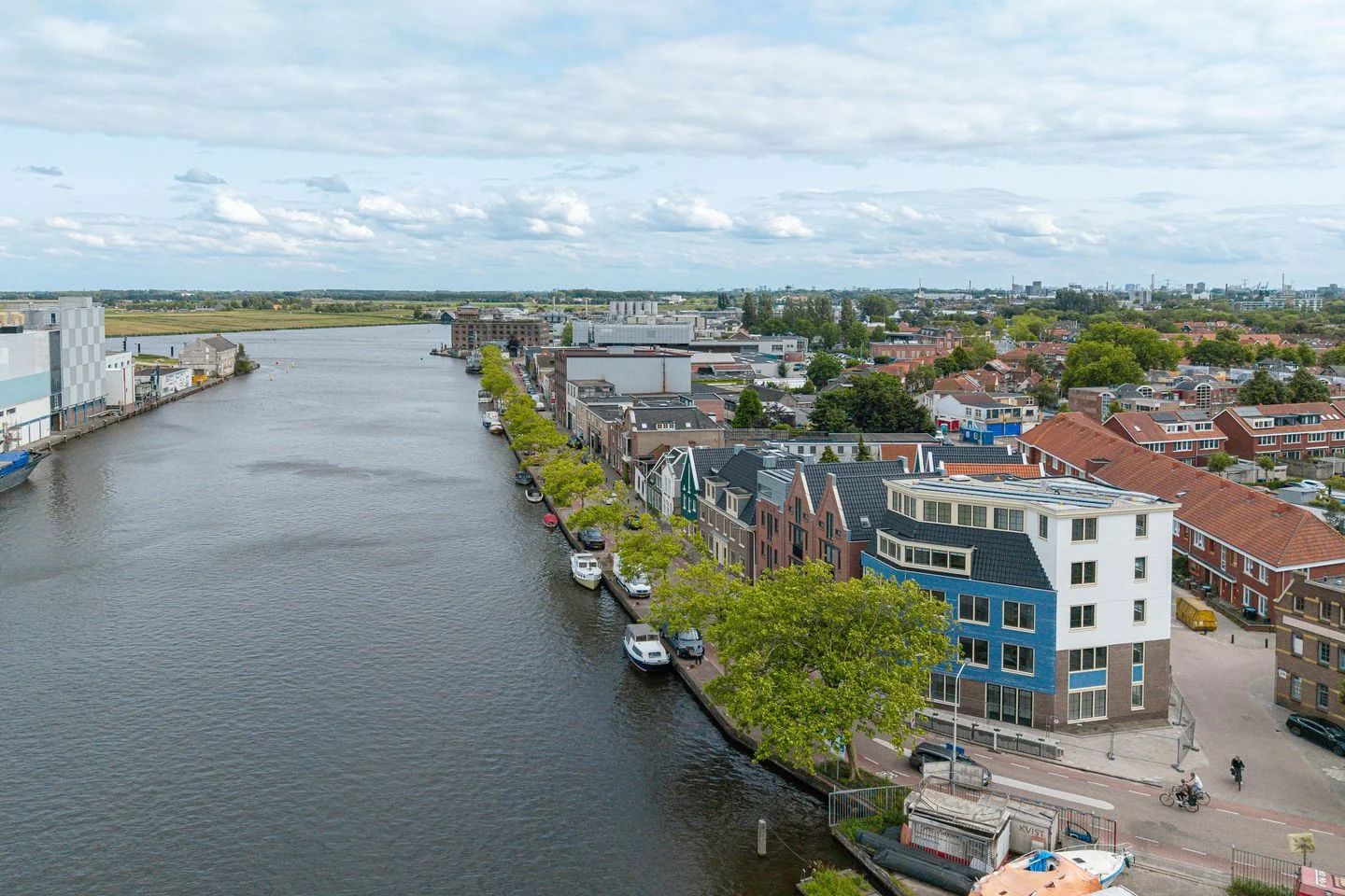 Rental property in Zuideinde 1T, Wormerveer