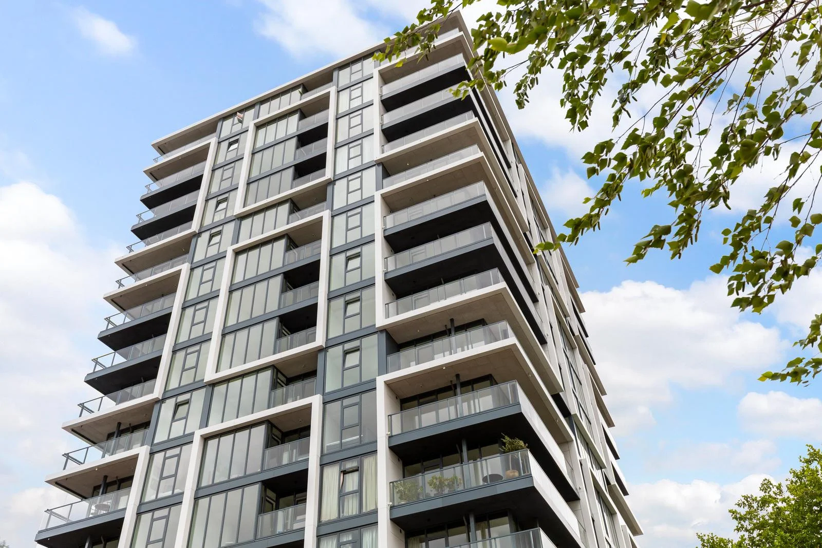 Rental property in Stationsplein, Schiedam