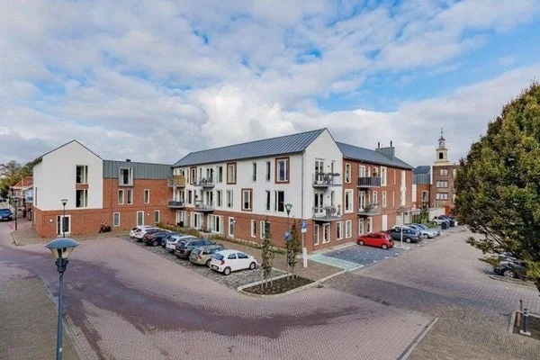 Rental property in Raadhuisplein, Waddinxveen
