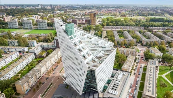 Rental property in Leyweg, The Hague
