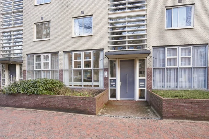 Rental property in Louise Henriëttestraat 2, The Hague