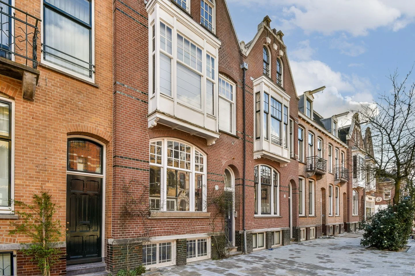 Rental property in Hogeweg 72, Amsterdam