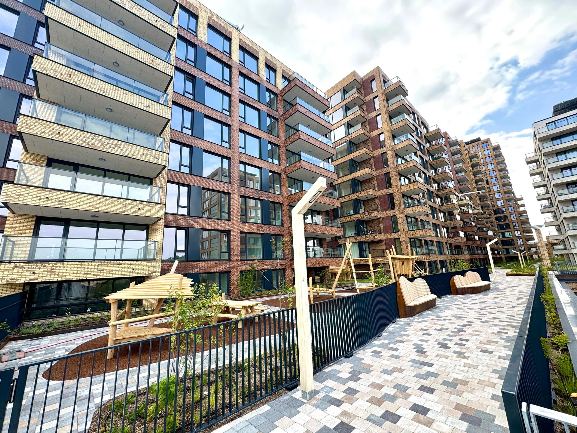 Rental property in Mahoniehout 411, Zaandam