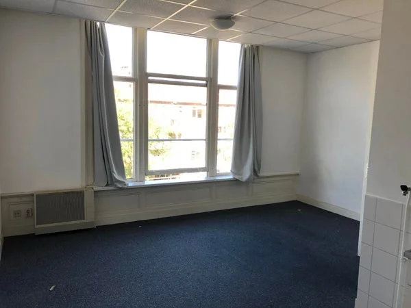 Rental property in Oostzeedijk 304E, Rotterdam