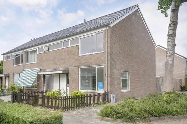 Rental property in Opaalhof, IJsselstein