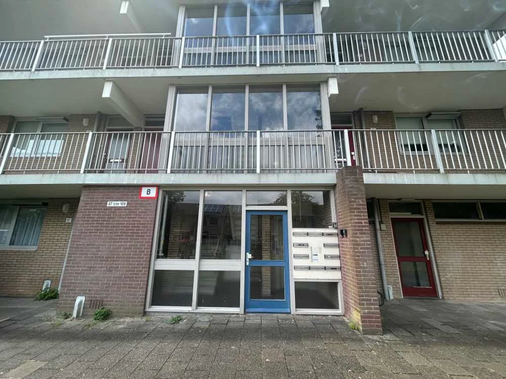 Rental property in Nachtschadestraat 101, Nieuw-Vennep