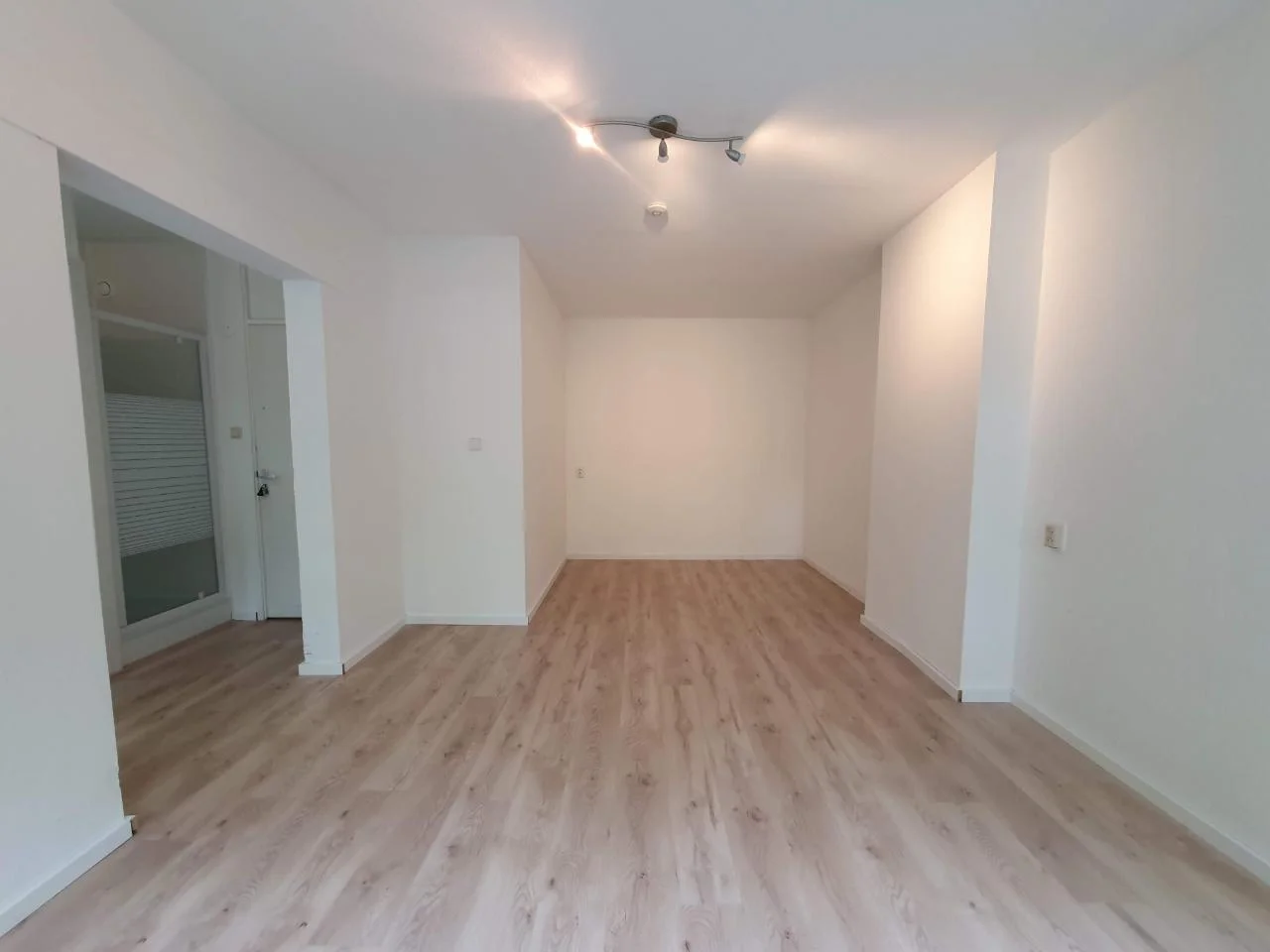 Rental property in Dordtselaan, Rotterdam