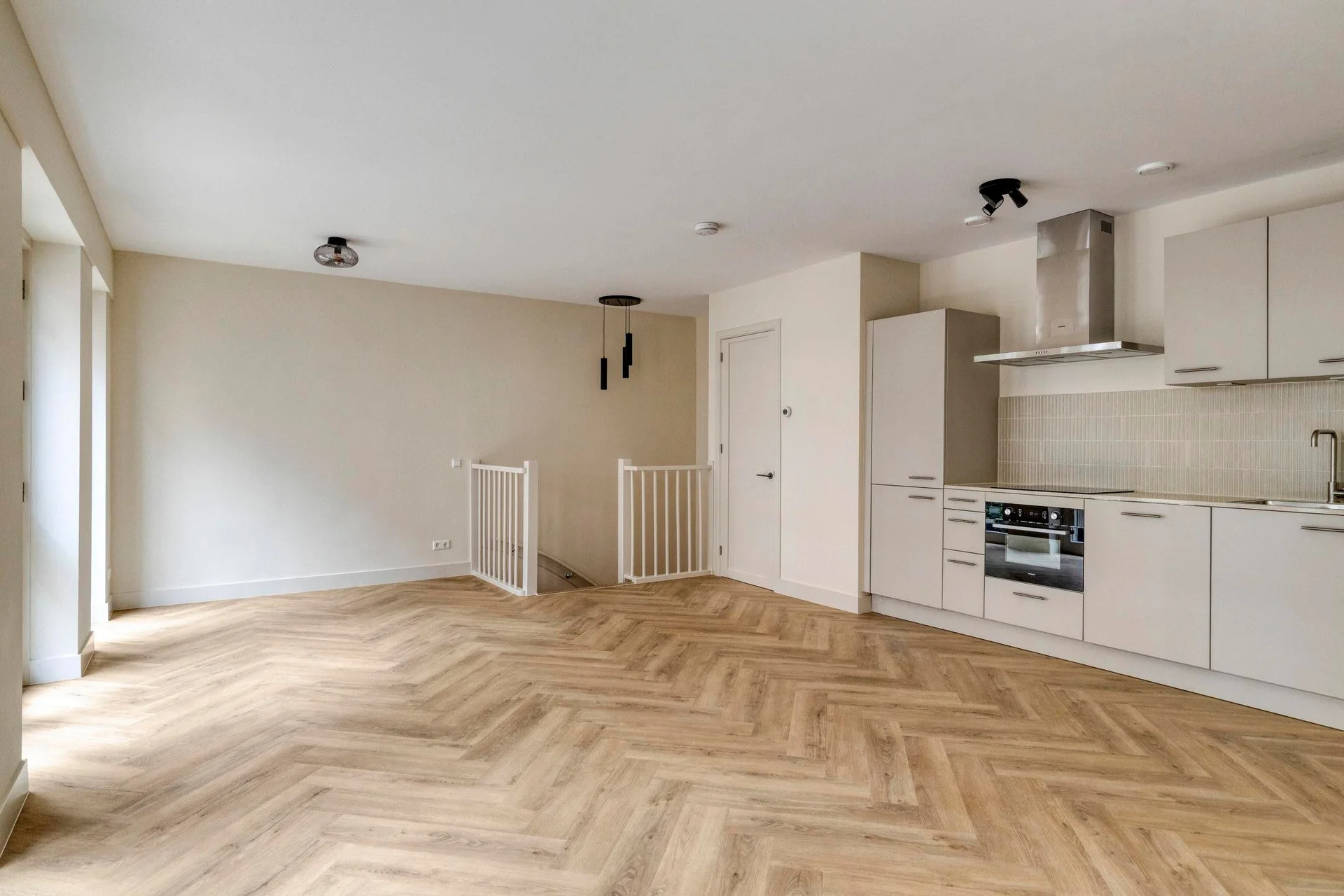 Rental property in Utrechtsedwarsstraat 48E, Amsterdam