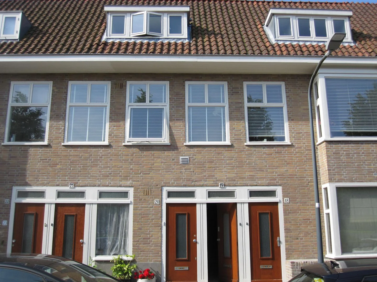 Rental property in Van Zeggelenplein 19, Haarlem
