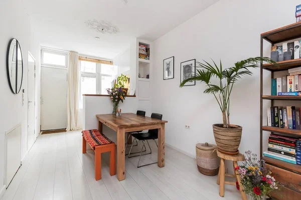Rental property in Joan Melchior Kemperstraat, Amsterdam