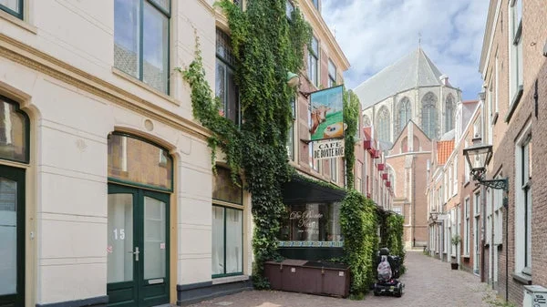 Rental property in Hooglandsekerk-Choorsteeg, Leiden