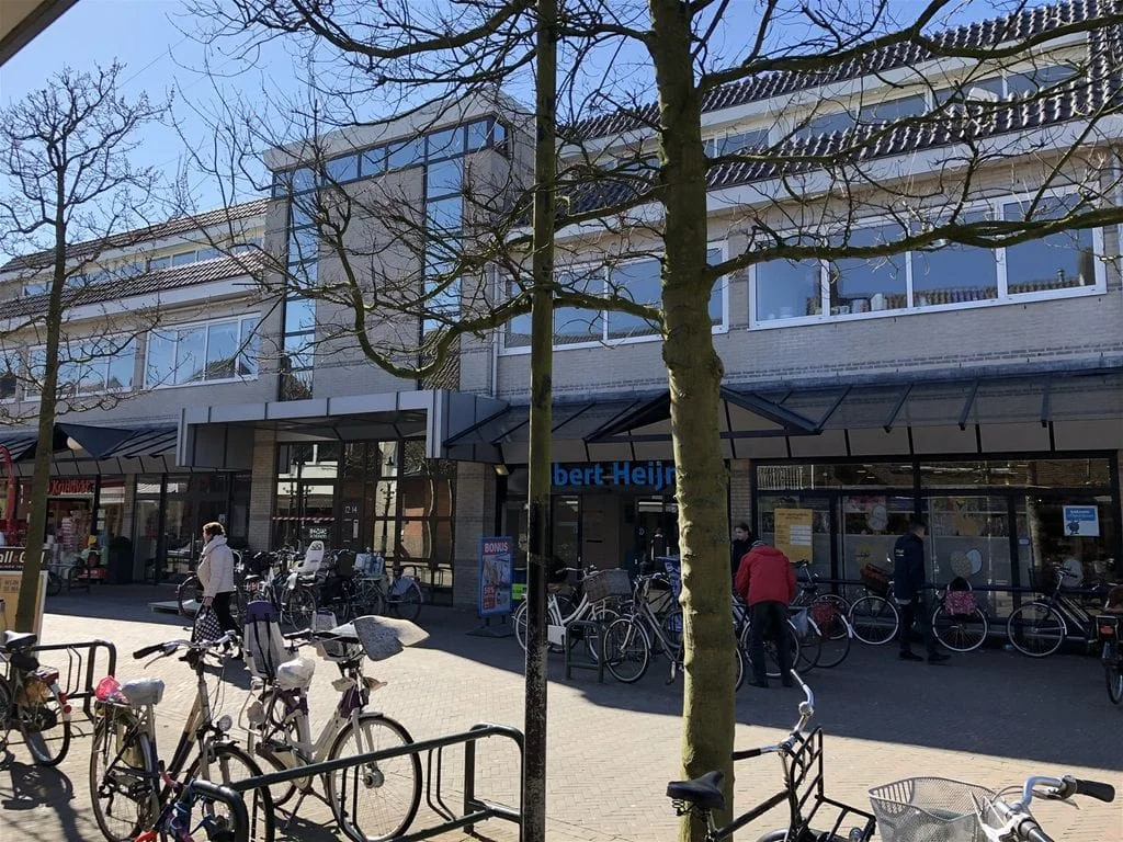 Rental property in Lindenlaan 12, Huizen