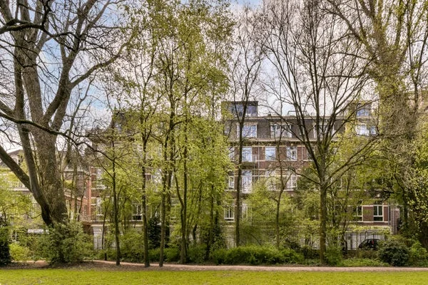 Rental property in Van Eeghenstraat 206, Amsterdam