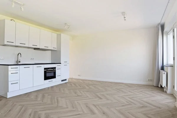 Rental property in Postjeskade, Amsterdam