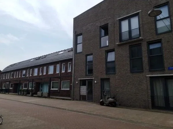 Rental property in James Cookroute, Almere
