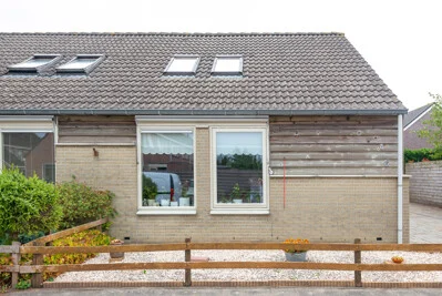 Rental property in Weth. Vosstraat 9, Wanneperveen