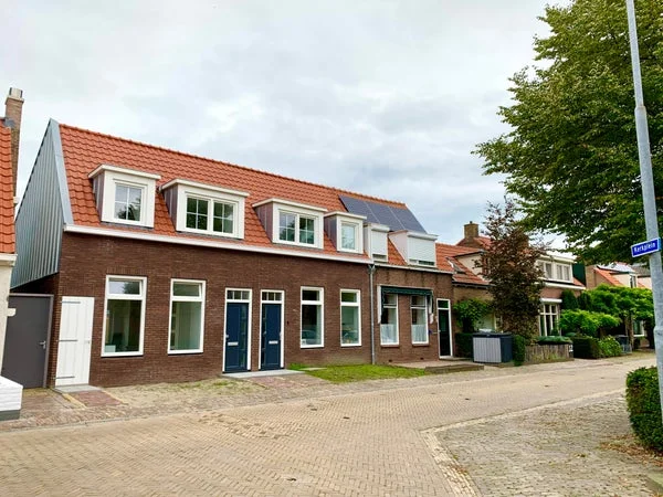 Rental property in Achter de Kerk, Nieuw- en Sint Joosland