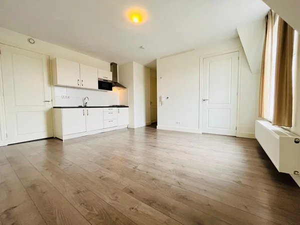 Rental property in Maaswijkstraat 26C, The Hague