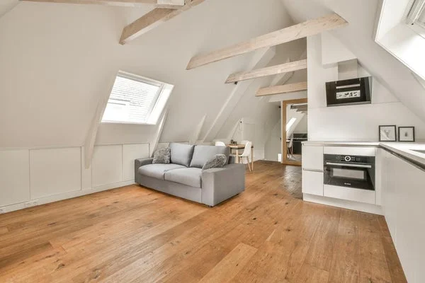 Rental property in Pieter Cornelisz. Hooftstraat, Amsterdam