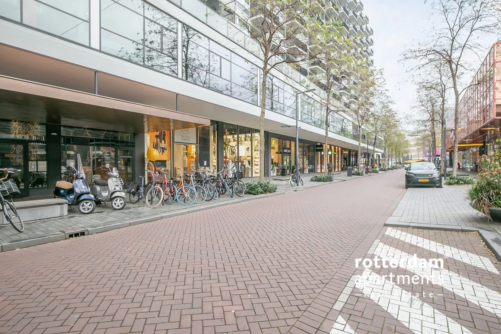 Rental property in Kruiskade 11560, Rotterdam