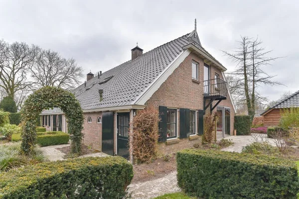 Rental property in Dorpsstraat 71, Haule