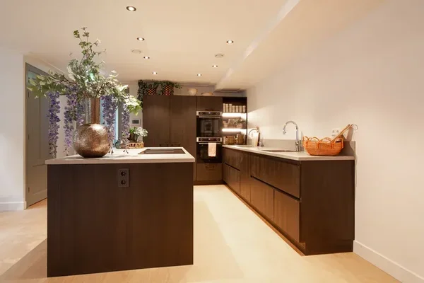 Rental property in Dorpsweg, Reeuwijk