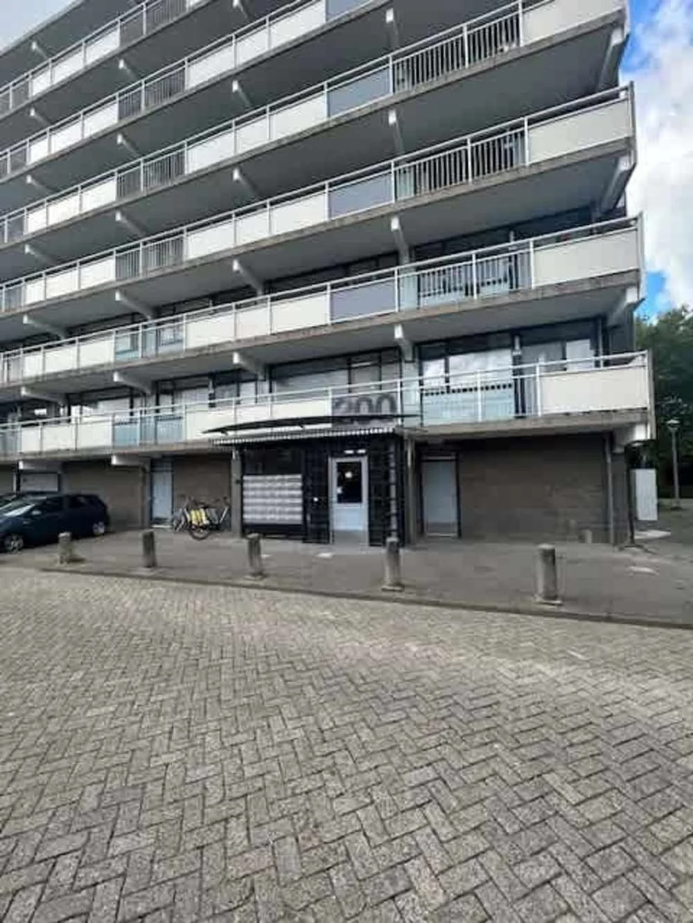 Rental property in Kalslagerring 251, Nieuw-Vennep
