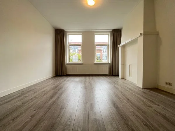 Rental property in Nieuwe Binnenweg 448A, Rotterdam