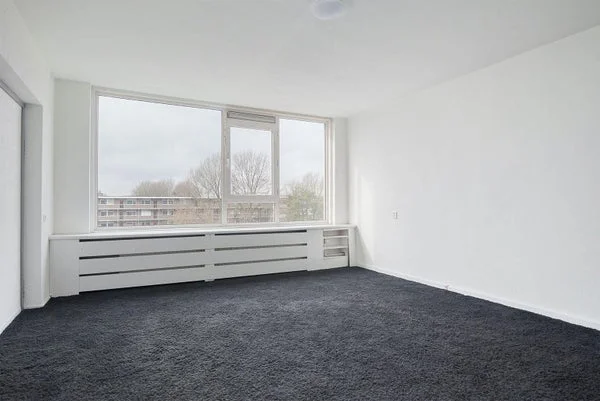 Rental property in Godijn van Dormaalstraat 142, Rotterdam