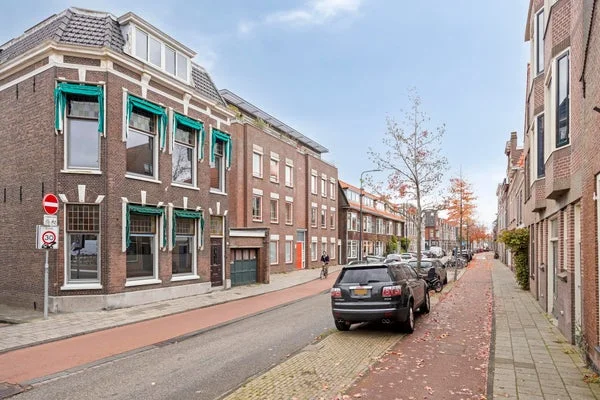 Rental property in Lage Rijndijk, Leiden