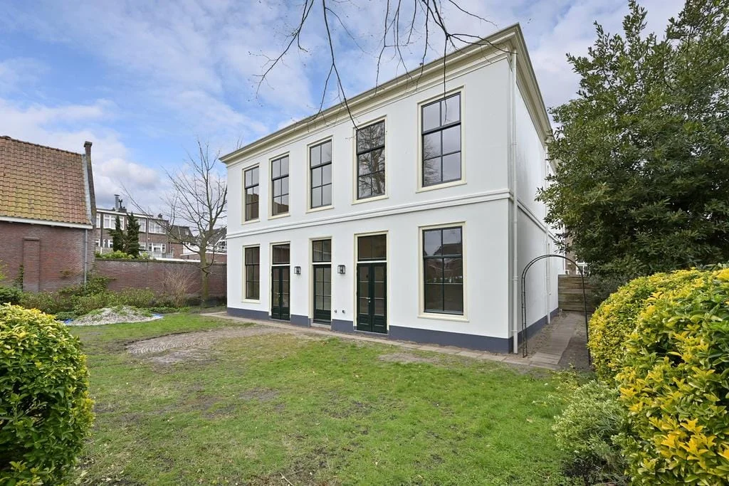 Rental property in Schoolstraat 2, Wassenaar