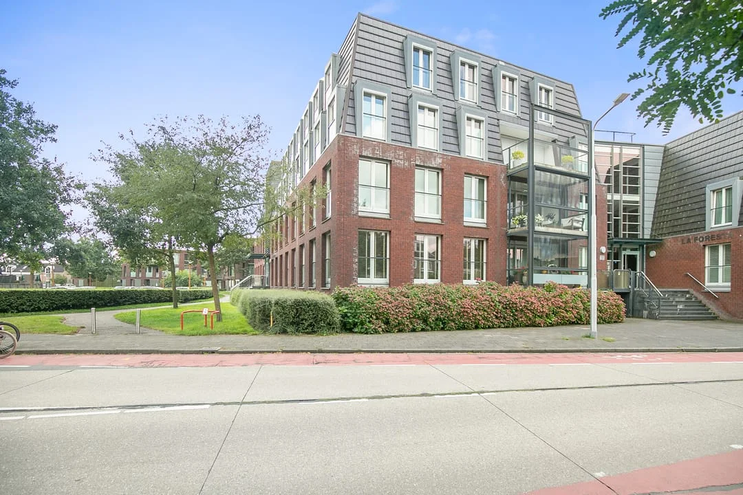 Rental property in Legmeerdijk 2C, Amstelveen