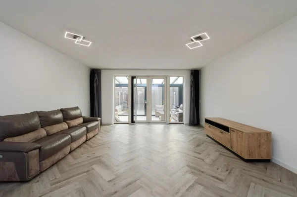 Rental property in Nouchka Fontijnpad, Schiedam