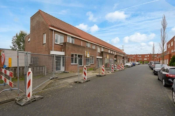 Rental property in Veendamstraat, Almere
