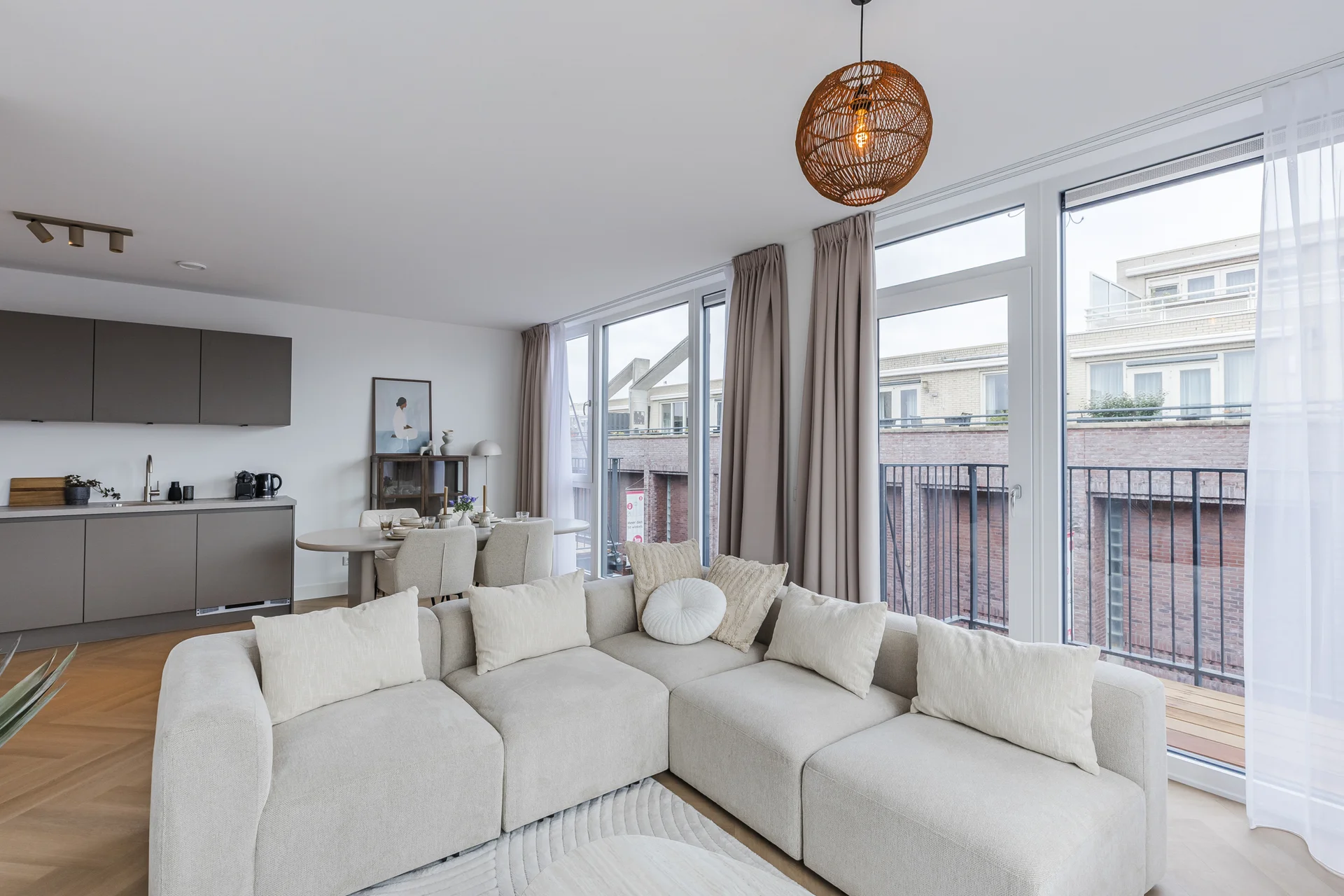 Rental property in Hoofdweg, Nieuw-Vennep