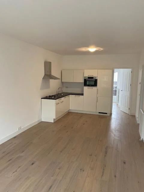 Rental property in Paets van Troostwijkstraat, The Hague