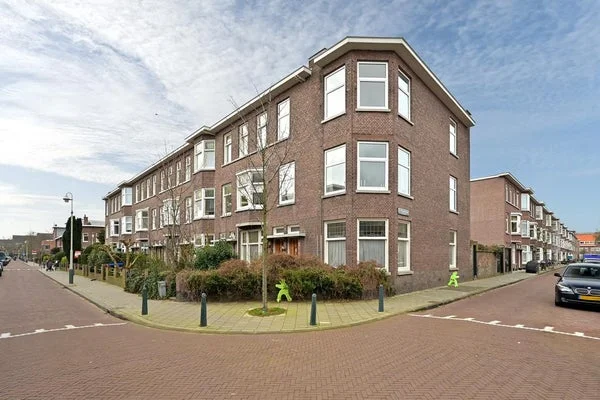 Rental property in Van Nijenrodestraat 98, The Hague